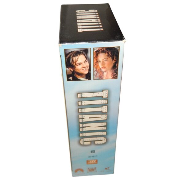 TITANIC vintage 2pc VHS in original paper box set case DiCaprio Winslet - Picture 6 of 8